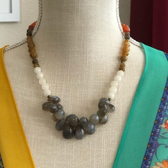 Multi-color hem stone strand necklace - Picture 3 of 7